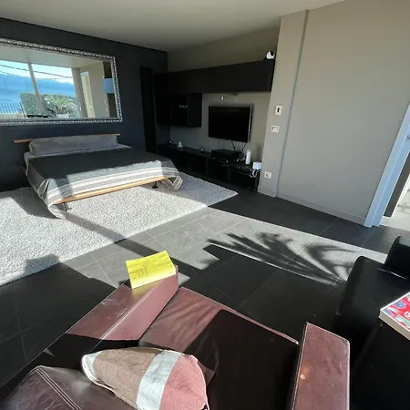 Pellegrini Boutique View Villa *