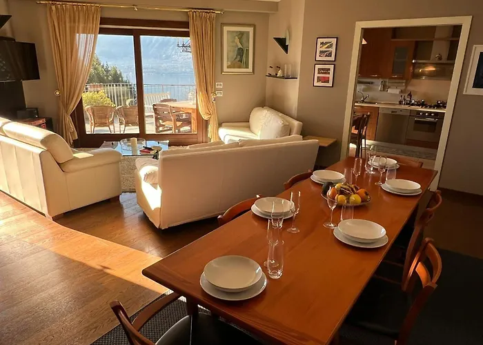 Pellegrini Boutique View *