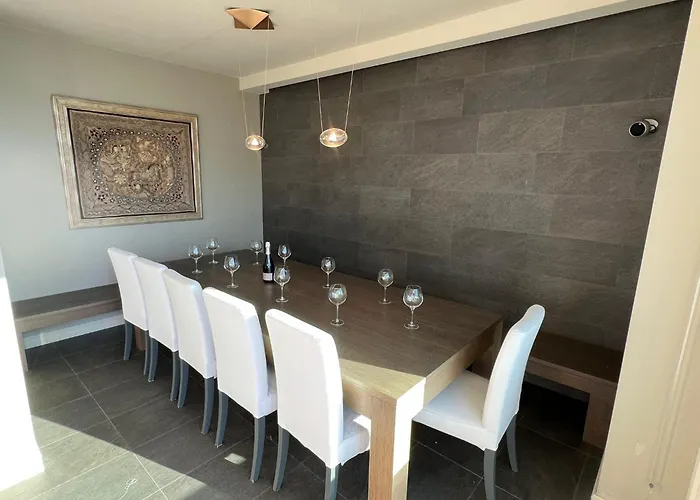 Pellegrini Boutique View Villa *